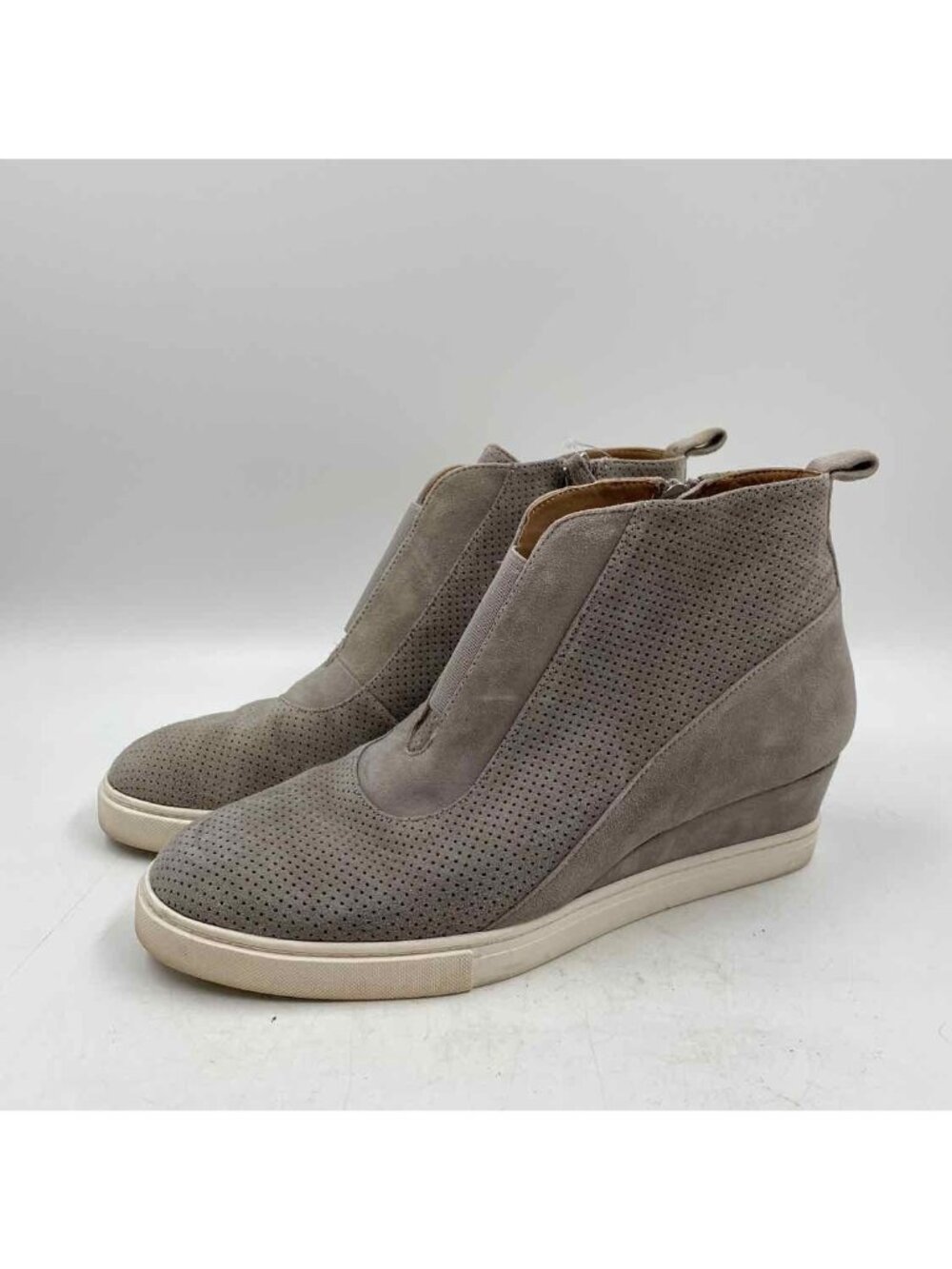 Linea Paolo Suede Women's Shoe Size 8 Gray Solid Boots
